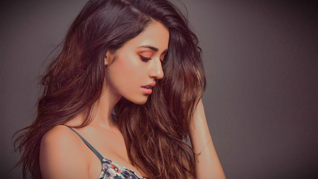 Disha Patani Age, Height, Weight, Biography, Family And Net Worth