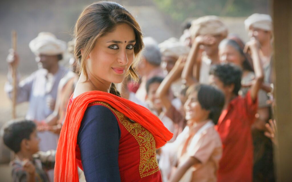 Kareena Kapoor Biography, Age, Height , Weight, Husband, Boyfriend Family, Networth, Current Affairs