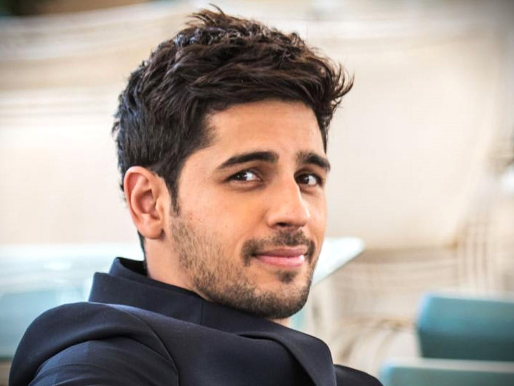 Sidharth Malhotra Biography, Age, Height, Weight, Wife, Girlfriend, Family, Net Worth, Current Affairs